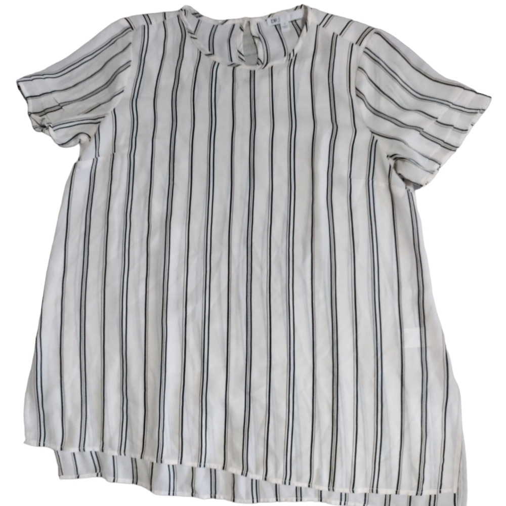 Women's blouse by DR2 size medium